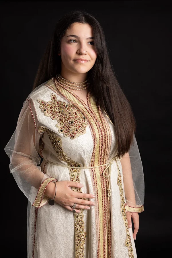 Caftan Blanc et Doré Réf : AS33