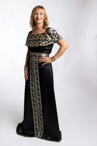 Caftan en Satin de Soie Noir - Réf : AS7