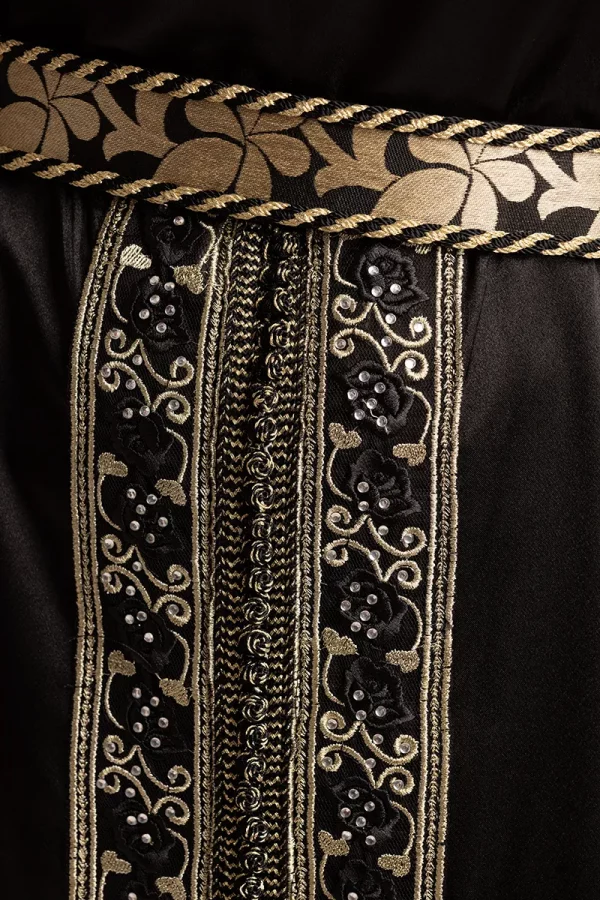 Caftan en Satin de Soie Noir - Réf : AS7
