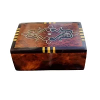 Boîte à motifs géométriques