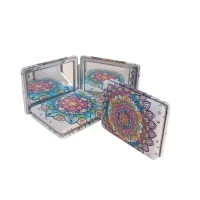 Miroir de poche rectangulaire bombé à strass
