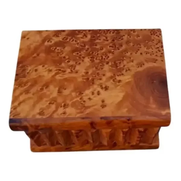 Boîte secrète artisanale