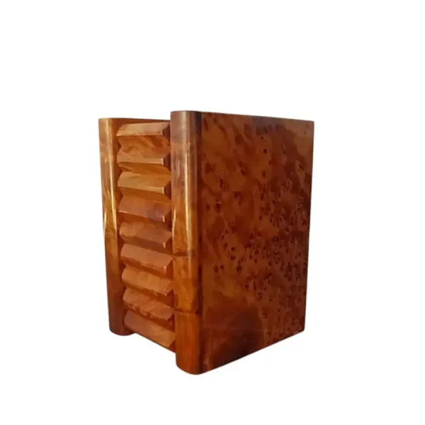 Boîte secrète artisanale