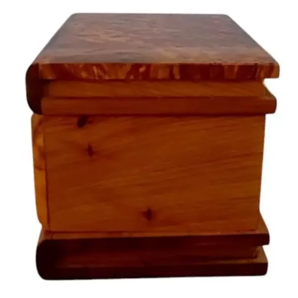 Boîte secrète artisanale