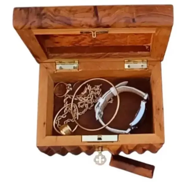 Boîte secrète artisanale