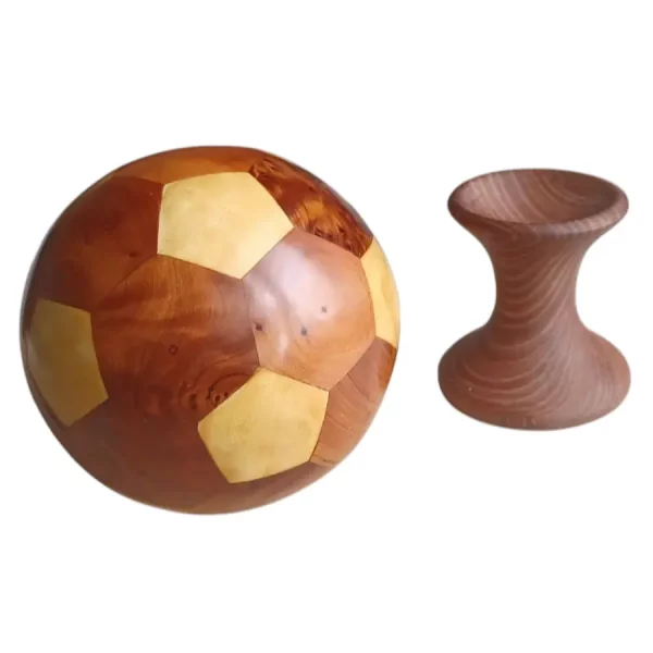 Ballon de foot en Loupe de Thuya