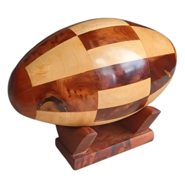 Ballon de rugby en Loupe de Thuya
