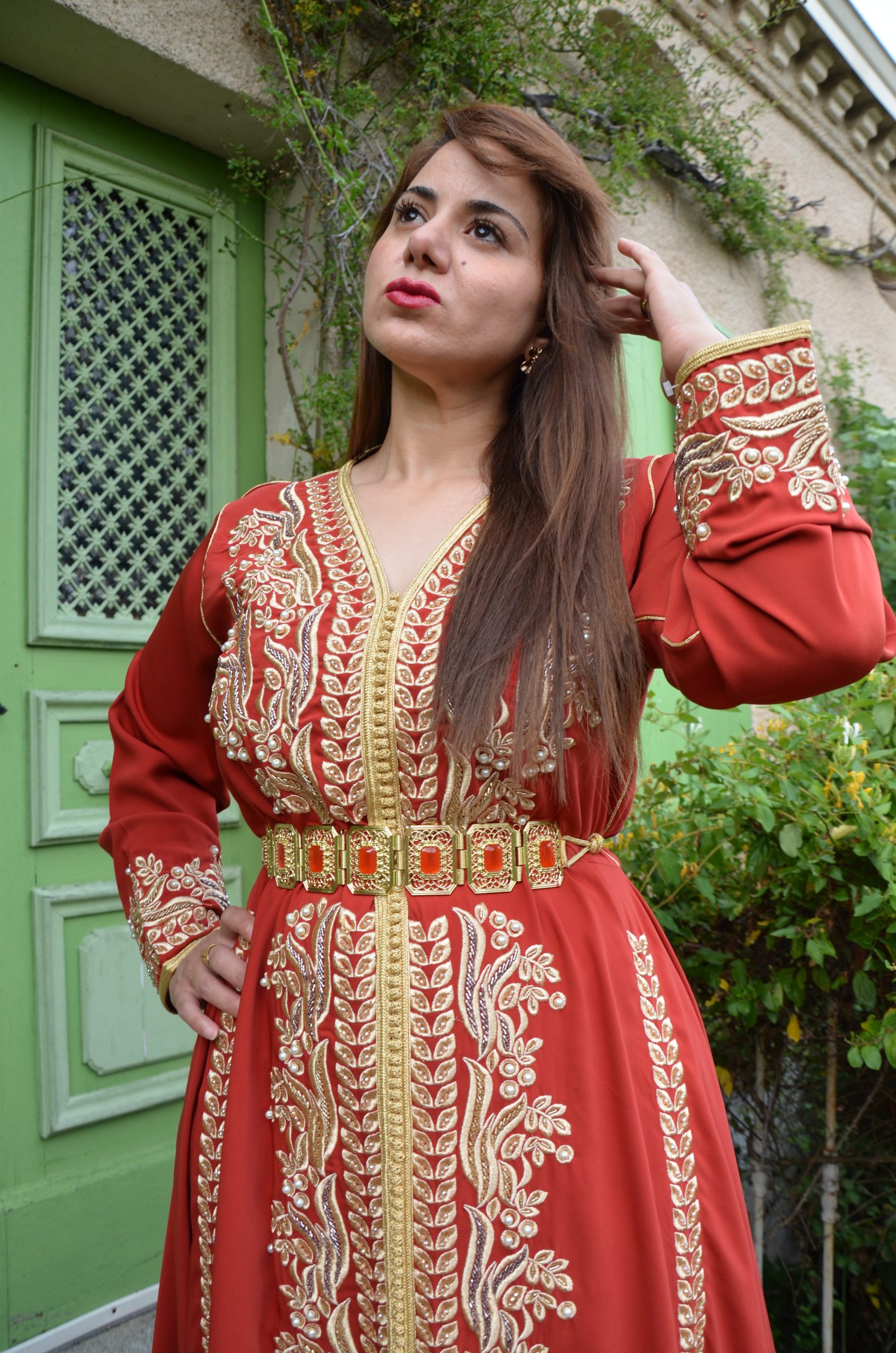 Caftan Orange Brodé de Perles et Fils Dorés : Réf AS38