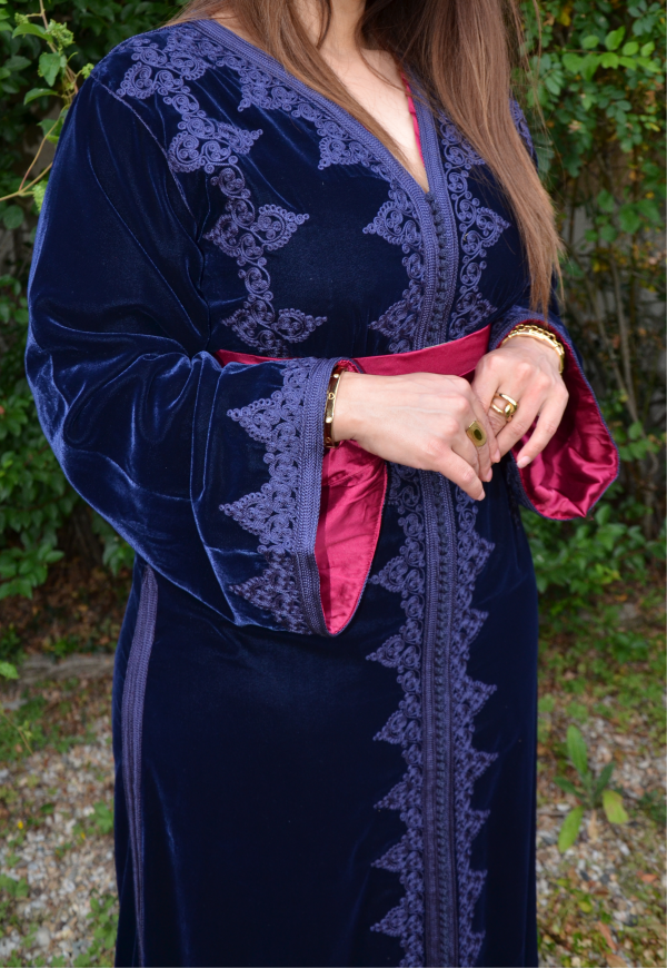 Caftan Velours Royal bleu avec doublure violette : Réf AS42