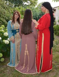 Caftan à perles et broderie en fil doré - Réf : AS40